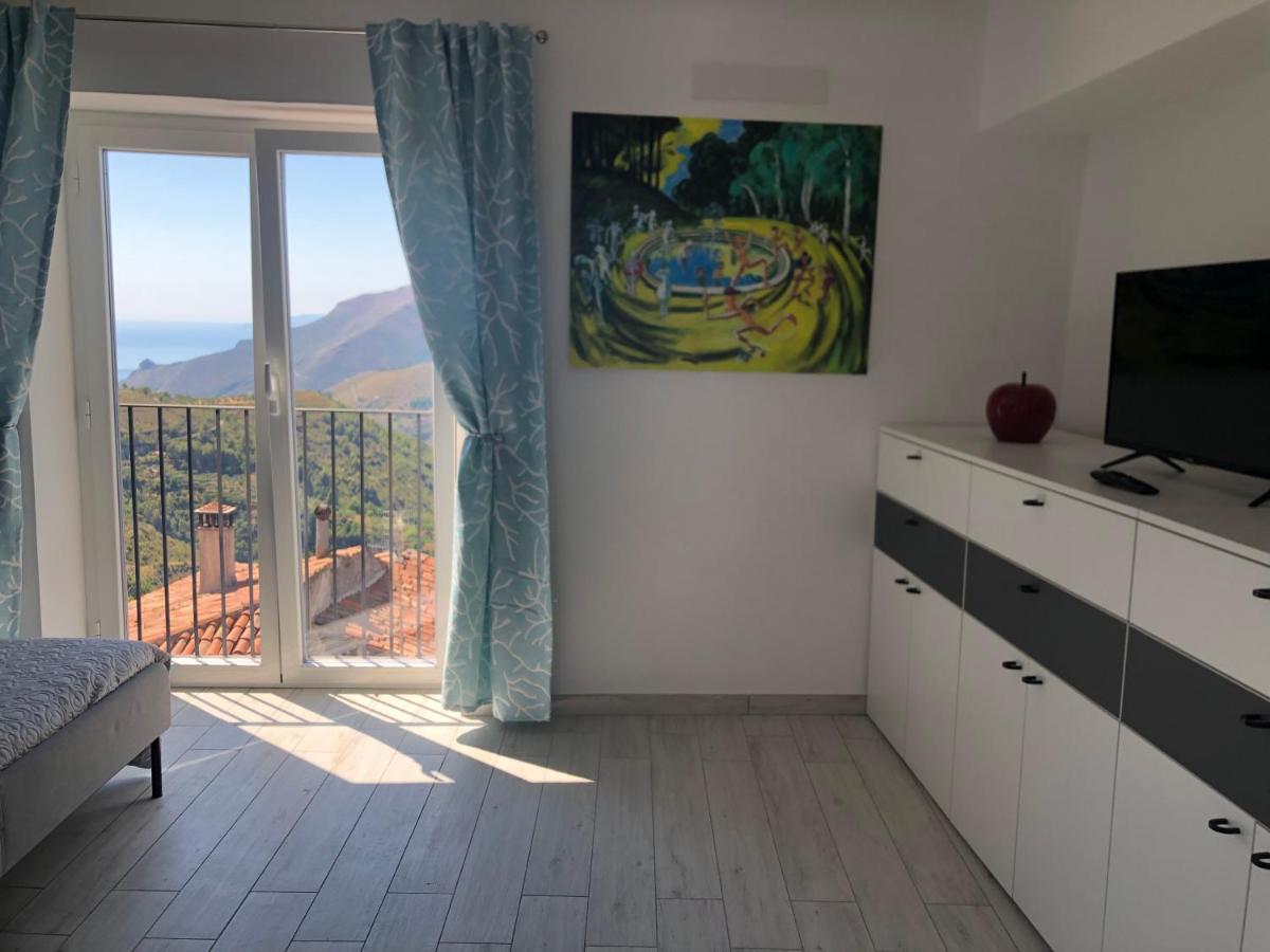 Un Capriccio - Ginepro Lägenhet Aieta Exteriör bild